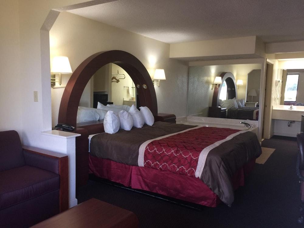 Luxury Inn & Suites Selma Zewnętrze zdjęcie